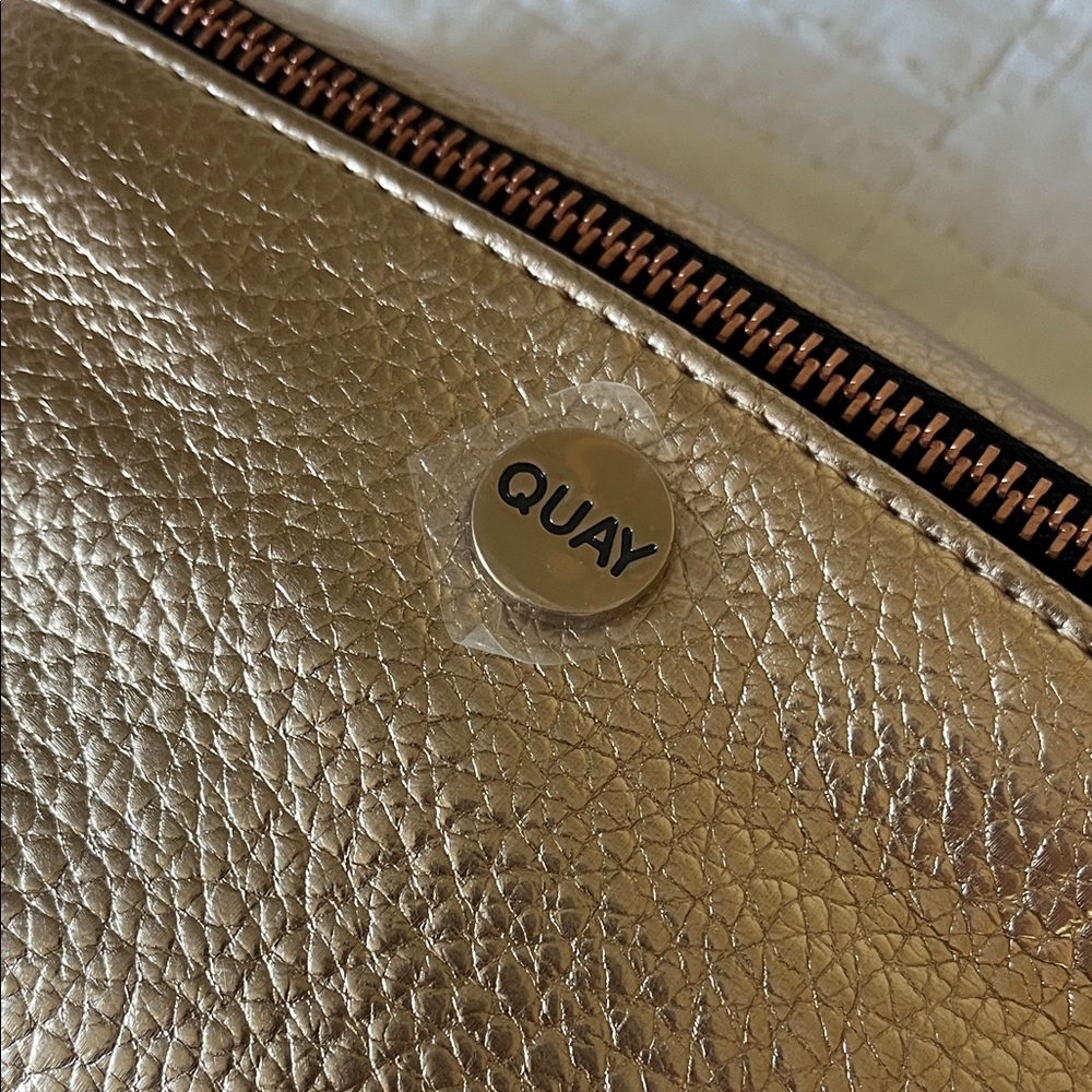 Quay Australia Rose Gold Bum Bag - Picture 6 of 10